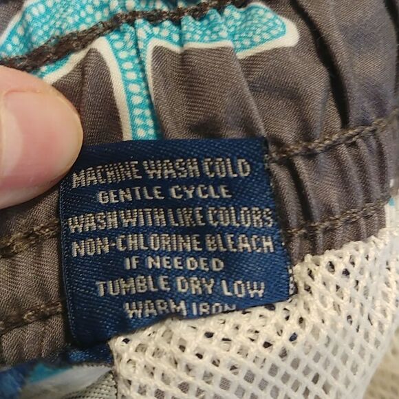 Kanu Surf. Swim shorts. Size Medium. Like New. - Picture 9 of 9